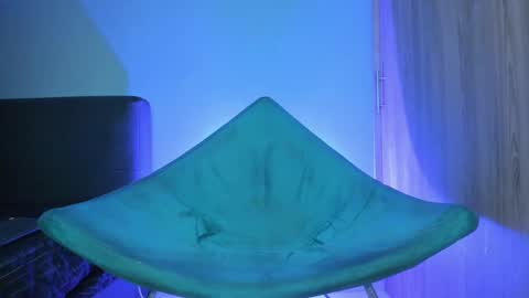 johnatan online show from February 12, 2:35 am