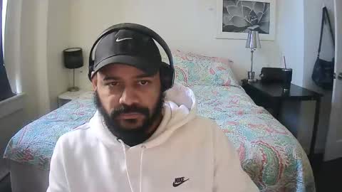 Snapshot of popfizzt chatting on December 1, 5:29 pm popfizzt online show from December 1, 5:29 pm