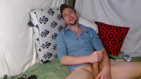 Snapshot of poppunk4life chatting on January 20, 8:19 am Kyle online show from January 20, 8:19 am