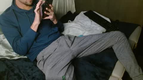 Snapshot of poppunk4life chatting on February 25, 12:58 am Kyle online show from February 25, 12:58 am