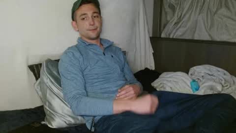 Snapshot of poppunk4life chatting on February 28, 3:04 am Kyle online show from February 28, 3:04 am