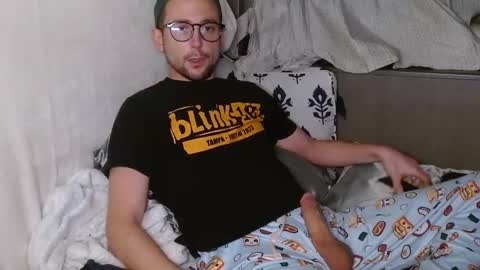 Snapshot of poppunk4life chatting on March 11, 8:09 am Kyle online show from March 11, 8:09 am