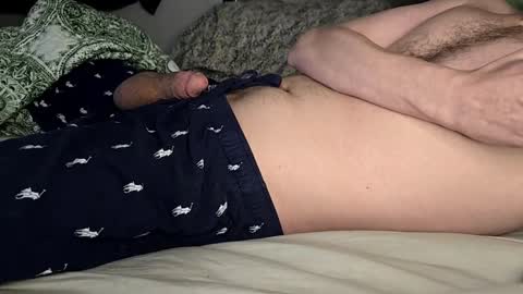 Snapshot of poppunk4life chatting on November 8, 4:45 am Kyle online show from November 8, 4:45 am