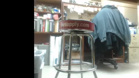 Snapshot of popstarbiker chatting on February 19, 11:46 pm Pop online show from February 19, 11:46 pm