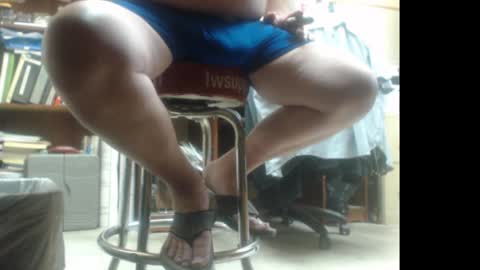 Snapshot of popstarbiker chatting on September 18, 12:01 am Pop online show from September 18, 12:01 am