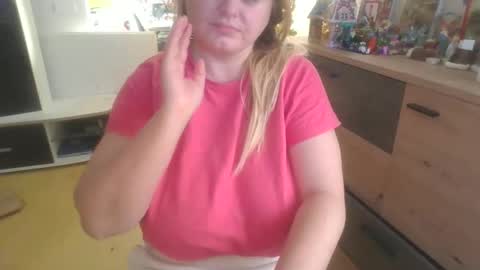 MelissOfficial online show from January 11, 8:19 am