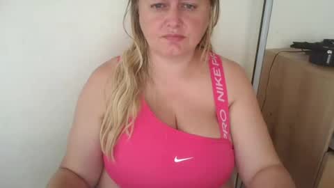 MelissOfficial online show from July 10, 7:23 am