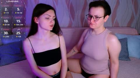 Ana and Tati online show from March 30, 2:18 pm