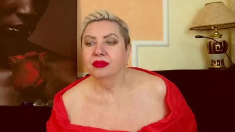 Snapshot of posh_lady chatting on May 19, 7:20 pm LADY POSH online show from May 19, 7:20 pm