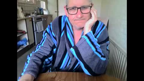 poshman65 online show from June 6, 9:36 am