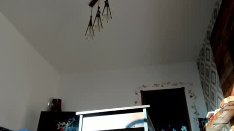 Snapshot of positivevibess chatting on January 14, 1:06 pm positivevibess online show from January 14, 1:06 pm