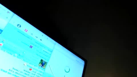 Snapshot of positivevibess chatting on February 4, 11:06 pm positivevibess online show from February 4, 11:06 pm