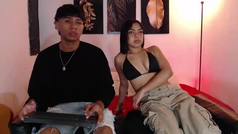 Snapshot of power_hot18 chatting on December 16, 2:25 am ALEX Y ALEXA online show from December 16, 2:25 am