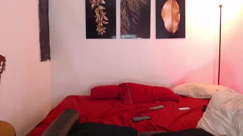 Snapshot of power_hot18 chatting on January 19, 5:37 am ALEX Y ALEXA online show from January 19, 5:37 am