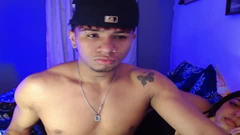 Snapshot of power_hot18 chatting on February 6, 4:42 am ALEX Y ALEXA online show from February 6, 4:42 am