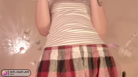 Snapshot of power_ranger_pink chatting on January 13, 7:21 am genie online show from January 13, 7:21 am