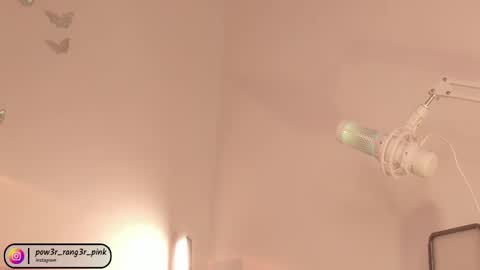 Snapshot of power_ranger_pink chatting on February 21, 1:33 pm genie online show from February 21, 1:33 pm