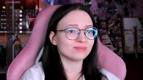 Snapshot of power_robynn chatting on June 8, 4:51 pm Robyn online show from June 8, 4:51 pm