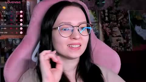 Snapshot of power_robynn chatting on June 13, 6:39 pm Robyn online show from June 13, 6:39 pm