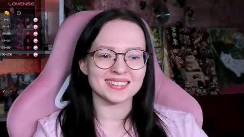 Snapshot of power_robynn chatting on June 22, 2:25 pm Robyn online show from June 22, 2:25 pm