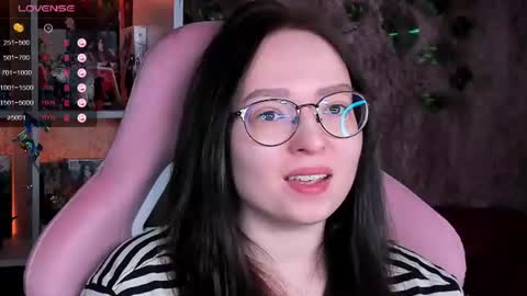 Snapshot of power_robynn chatting on June 29, 12:16 pm Robyn online show from June 29, 12:16 pm