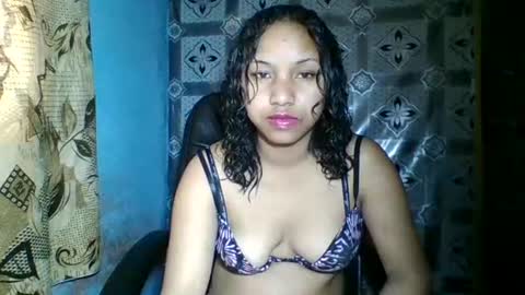 Snapshot of power_sexy chatting on July 14, 4:06 am LARISSAH online show from July 14, 4:06 am