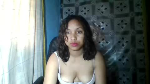 Snapshot of power_sexy chatting on August 3, 3:38 am LARISSAH online show from August 3, 3:38 am