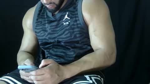 powerdmuscle online show from May 9, 11:21 pm