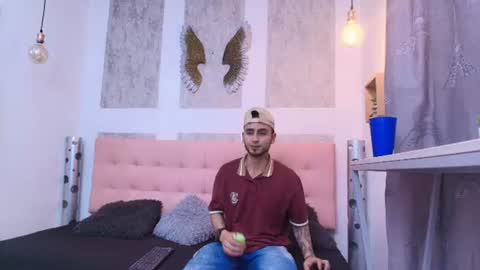   online show from June 27, 11:48 am