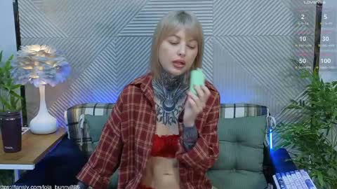 Lola online show from May 14, 4:41 am