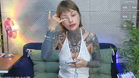 Lola online show from August 3, 4:55 am
