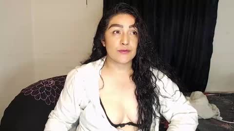 Snapshot of ppepittaaredd chatting on September 15, 8:58 am maryana online show from September 15, 8:58 am