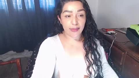 Snapshot of ppepittaaredd chatting on May 17, 8:05 pm maryana online show from May 17, 8:05 pm