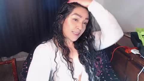 Snapshot of ppepittaaredd chatting on May 18, 10:54 am maryana online show from May 18, 10:54 am