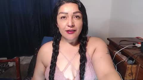 Snapshot of ppepittaaredd chatting on May 22, 10:43 am maryana online show from May 22, 10:43 am