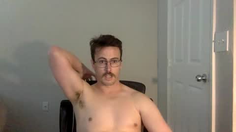 Snapshot of pphoto_95 chatting on February 20, 9:42 pm Redd online show from February 20, 9:42 pm