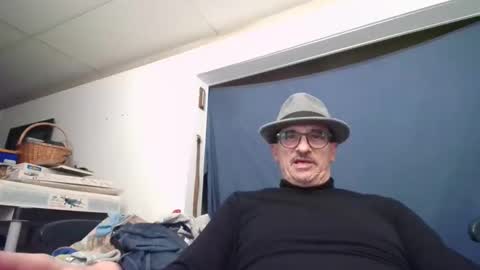 Snapshot of ppushwell chatting on November 13, 4:33 am ppushwell online show from November 13, 4:33 am