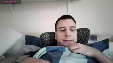 Snapshot of prdolac chatting on February 26, 10:15 am prdolac online show from February 26, 10:15 am