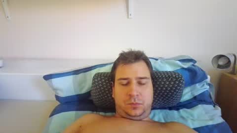 Snapshot of prdolac chatting on June 19, 7:01 am prdolac online show from June 19, 7:01 am