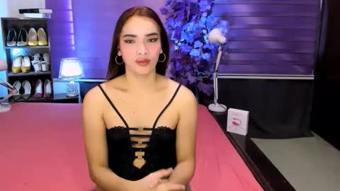 Snapshot of preciosa_banks69 chatting on December 23, 6:33 am preciosa_banks69 online show from December 23, 6:33 am