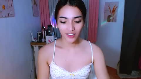 Snapshot of preciosa_banks69 chatting on March 10, 10:20 am preciosa_banks69 online show from March 10, 10:20 am