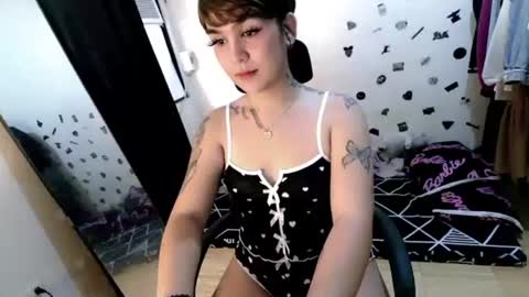 Precious online show from October 24, 2:41 am