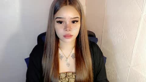 Snapshot of preciousangel69xxx chatting on February 12, 9:54 pm MAXXINE online show from February 12, 9:54 pm