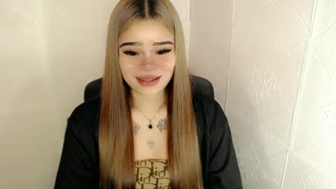 Snapshot of preciousangel69xxx chatting on March 5, 9:59 pm MAXXINE online show from March 5, 9:59 pm