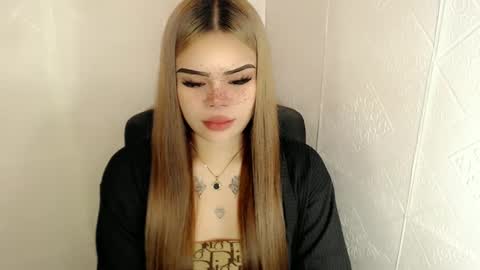 Snapshot of preciousangel69xxx chatting on March 8, 10:24 pm MAXXINE online show from March 8, 10:24 pm