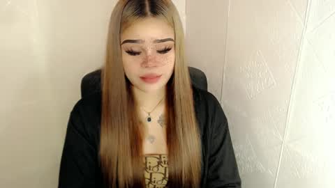 Snapshot of preciousangel69xxx chatting on March 9, 10:30 pm MAXXINE online show from March 9, 10:30 pm