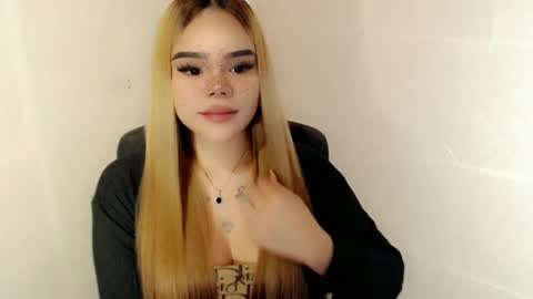 MAXXINE online show from January 7, 2:58 am