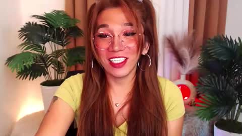 Snapshot of preciousrosedoll chatting on March 7, 7:38 am Rosedoll online show from March 7, 7:38 am