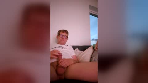 Snapshot of precumalot58 chatting on June 27, 8:58 pm precumalot58 online show from June 27, 8:58 pm