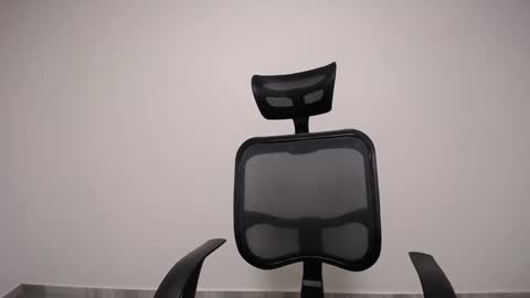 Plux online show from January 4, 5:16 am